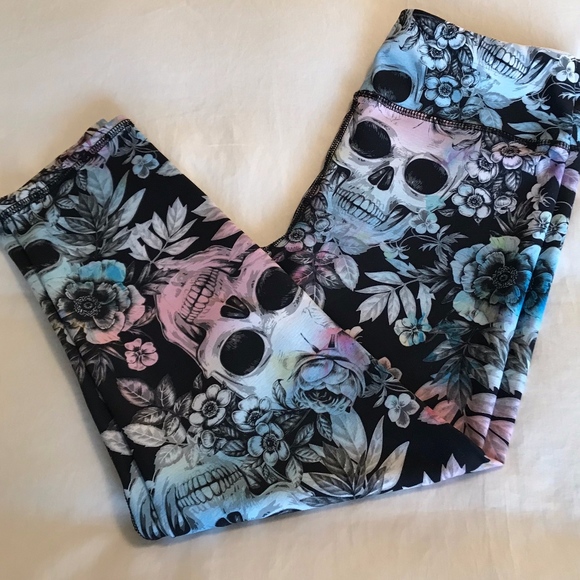 Pants - Crop Leggings sz M